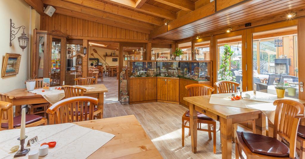 Hotel Am Eifelsteig Neroth Экстерьер фото